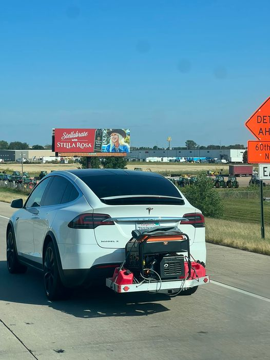 tesla-model-x-generator.png